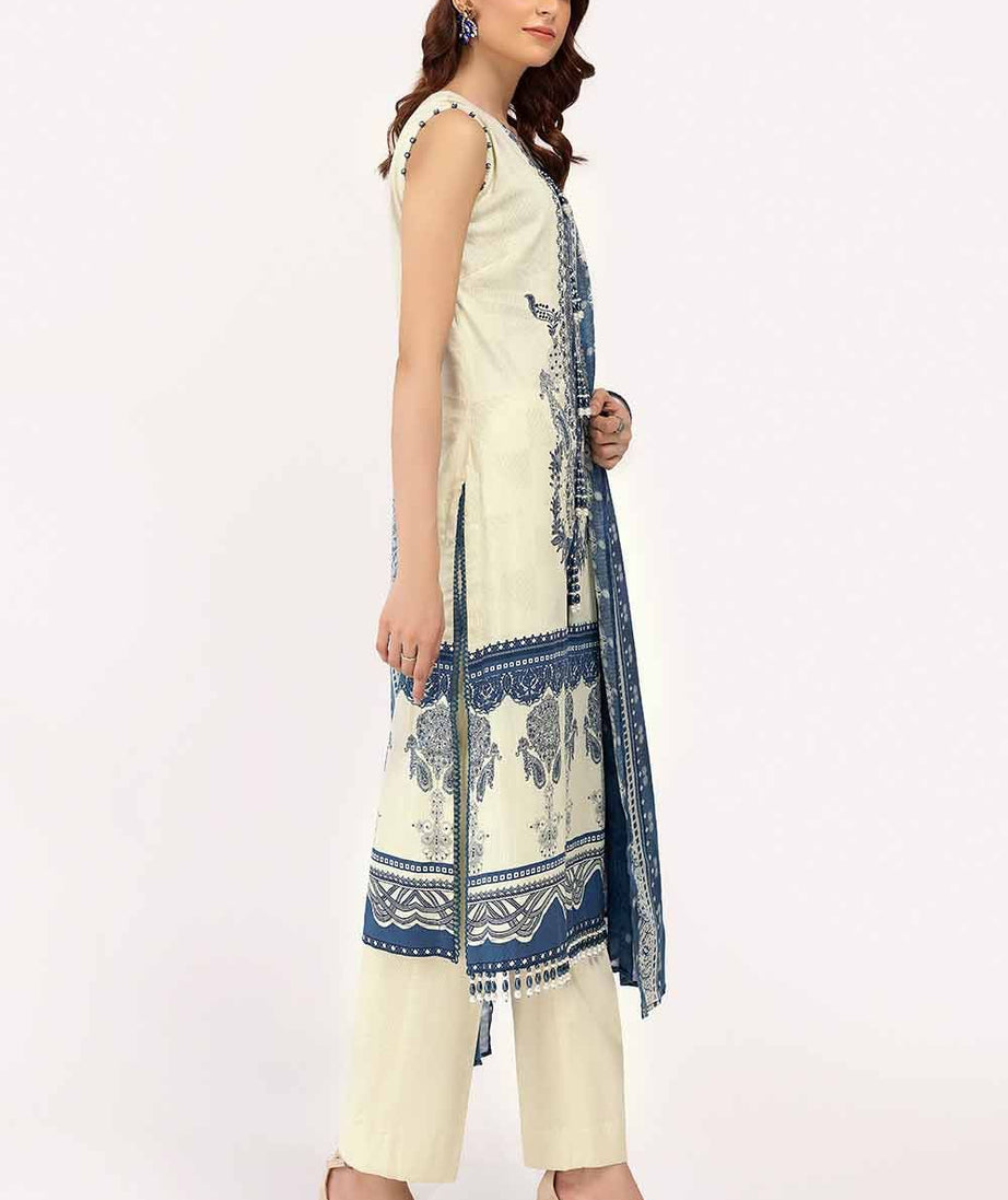 Gul Ahmed Winter'24 CD#42005