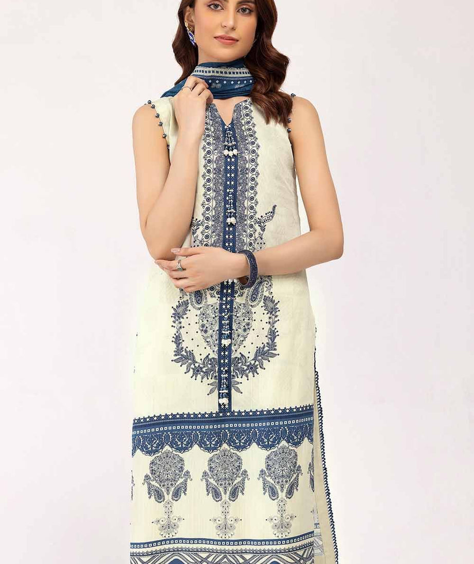 Gul Ahmed Winter'24 CD#42005