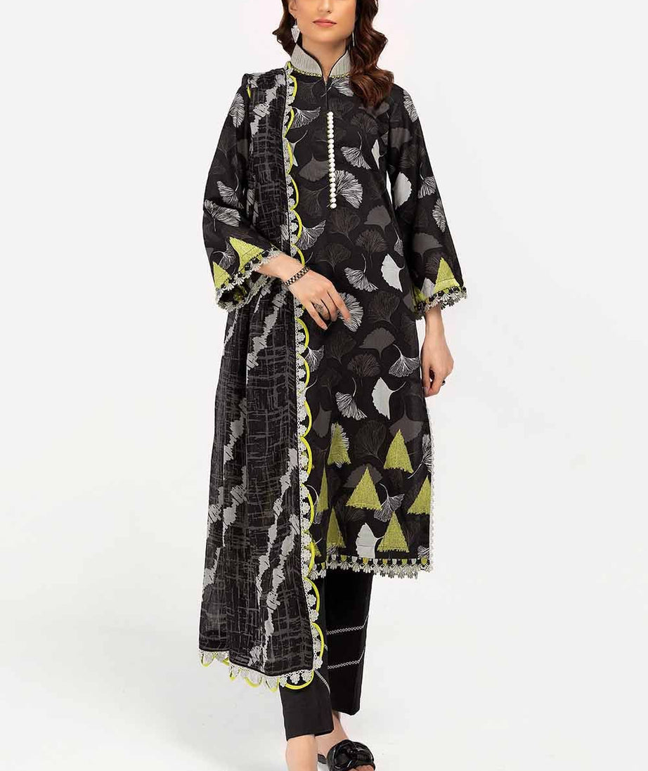 Gul Ahmed Winter'24 CD#42007