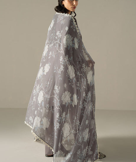 Cross Stitch C/Kari Lawn`25 D#10 WHISPER ASH