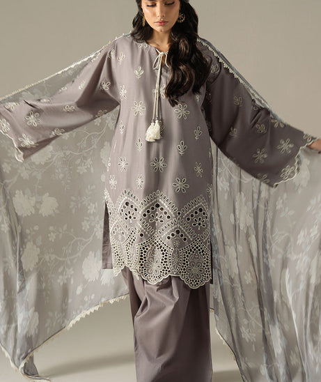 Cross Stitch C/Kari Lawn`25 D#10 WHISPER ASH