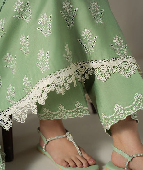 Cross Stitch C/Kari Lawn`25 D#08 SAGE GARDEN