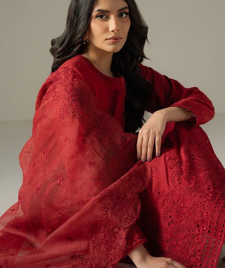 Cross Stitch C/Kari Lawn`25 D#02 CARMINE GRIS