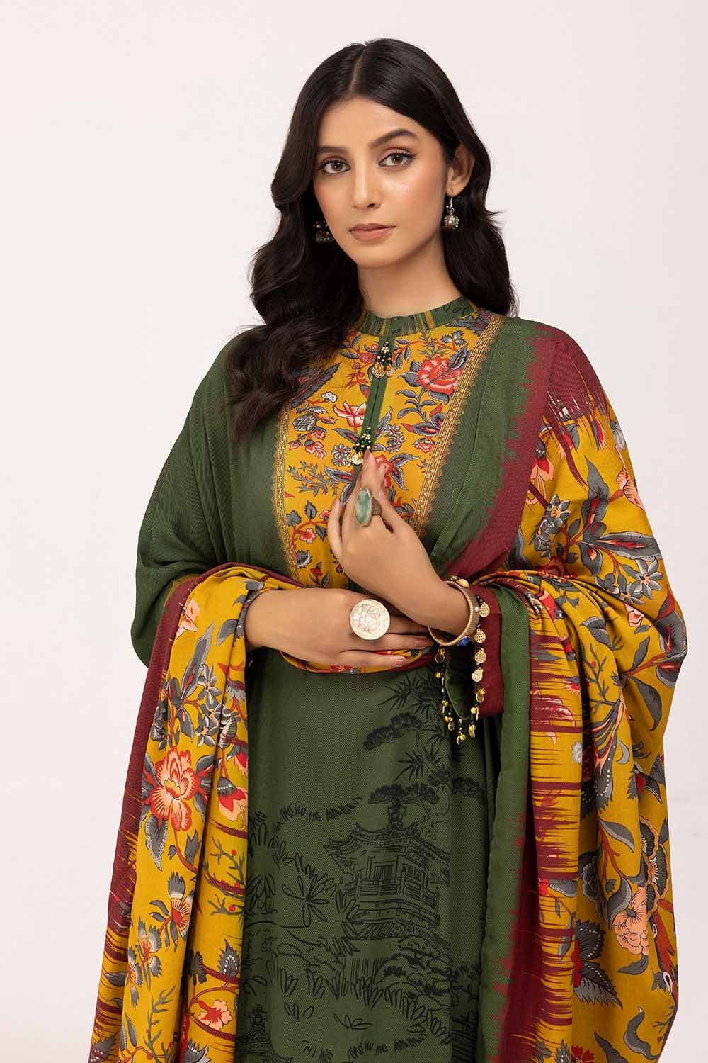 Gul Ahmed Winter'24 CV#42008