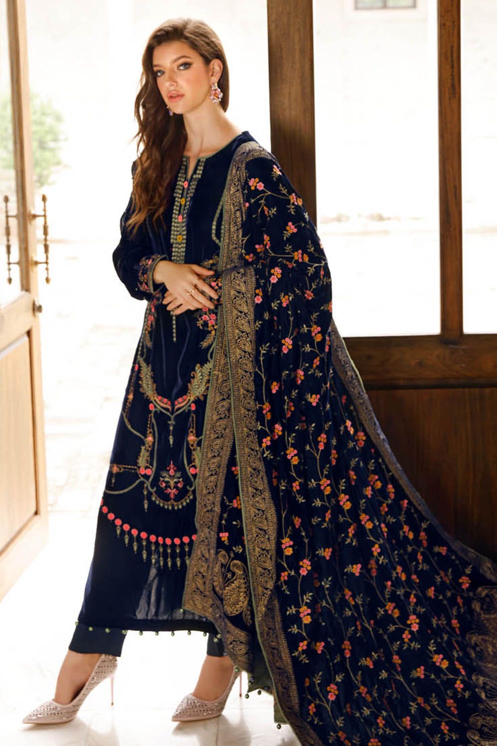 Gul Ahmed Winter Collection`22 WV#22006