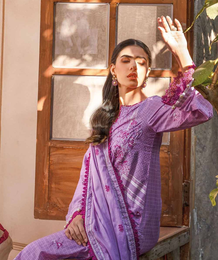 Gul Ahmed Lawn`23 DN#32041 A