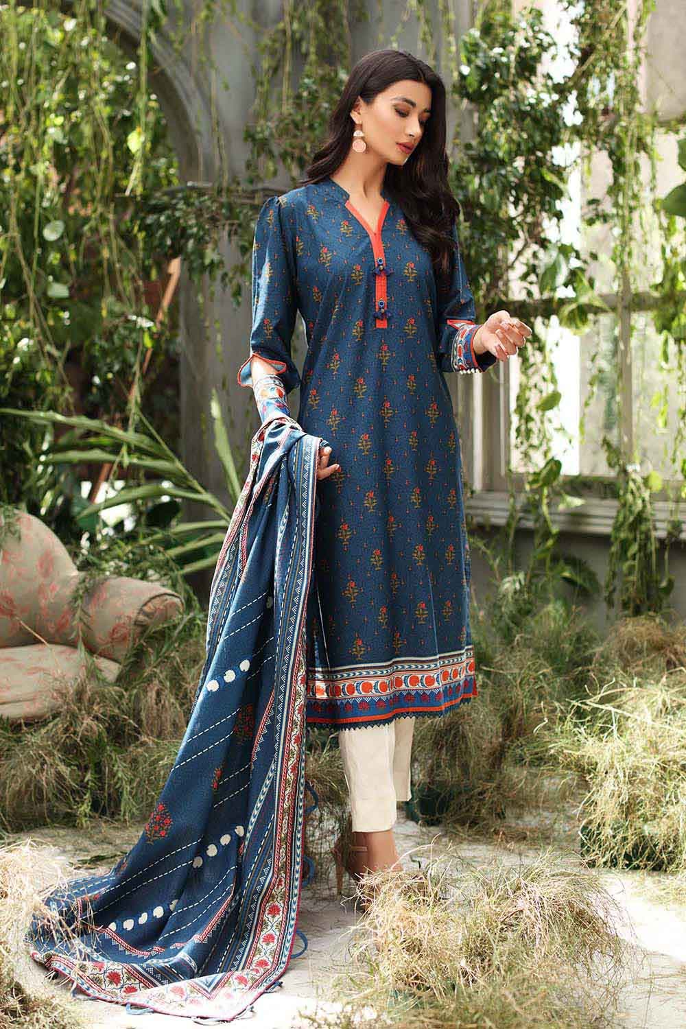 Gul Ahmed Winter Collection`22 AY#12028-B