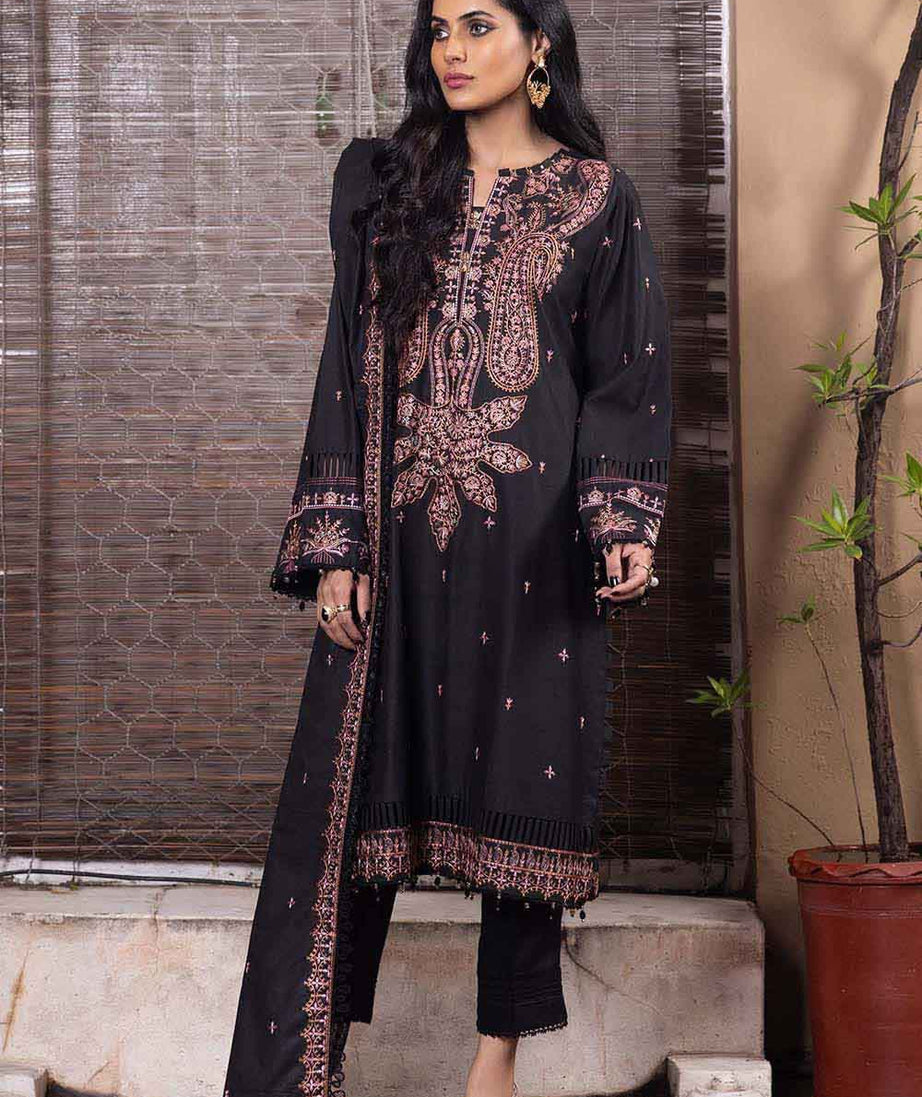 Gul Ahmed Winter Collection`22 AY#12024