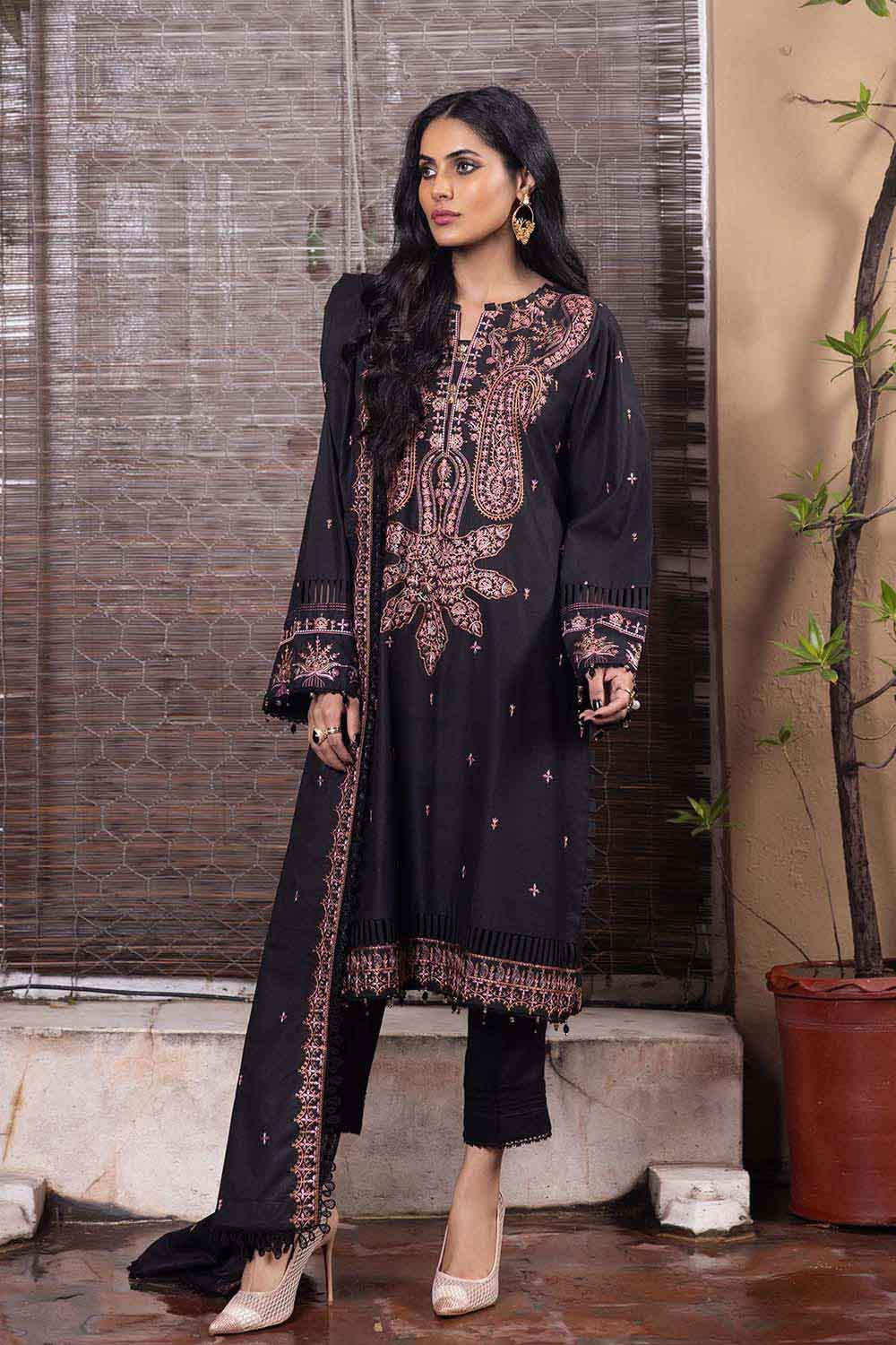 Gul Ahmed Winter Collection`22 AY#12024