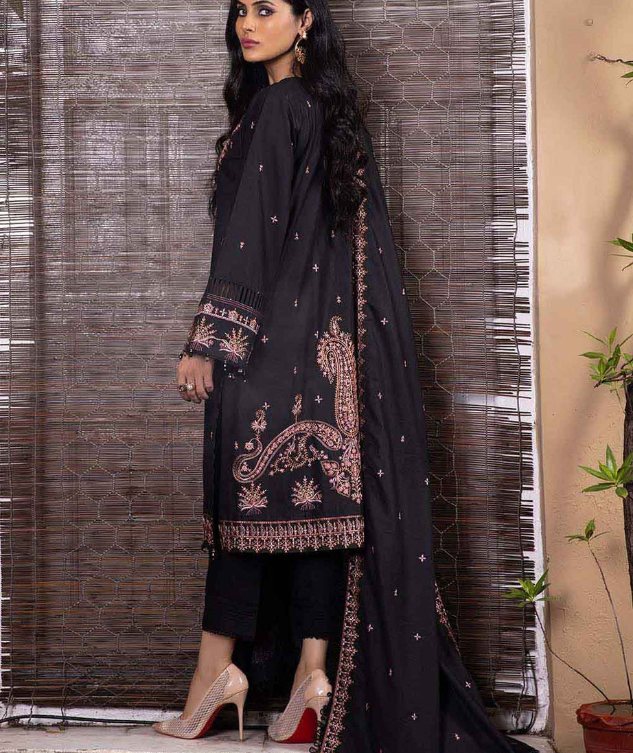 Gul Ahmed Winter Collection`22 AY#12024