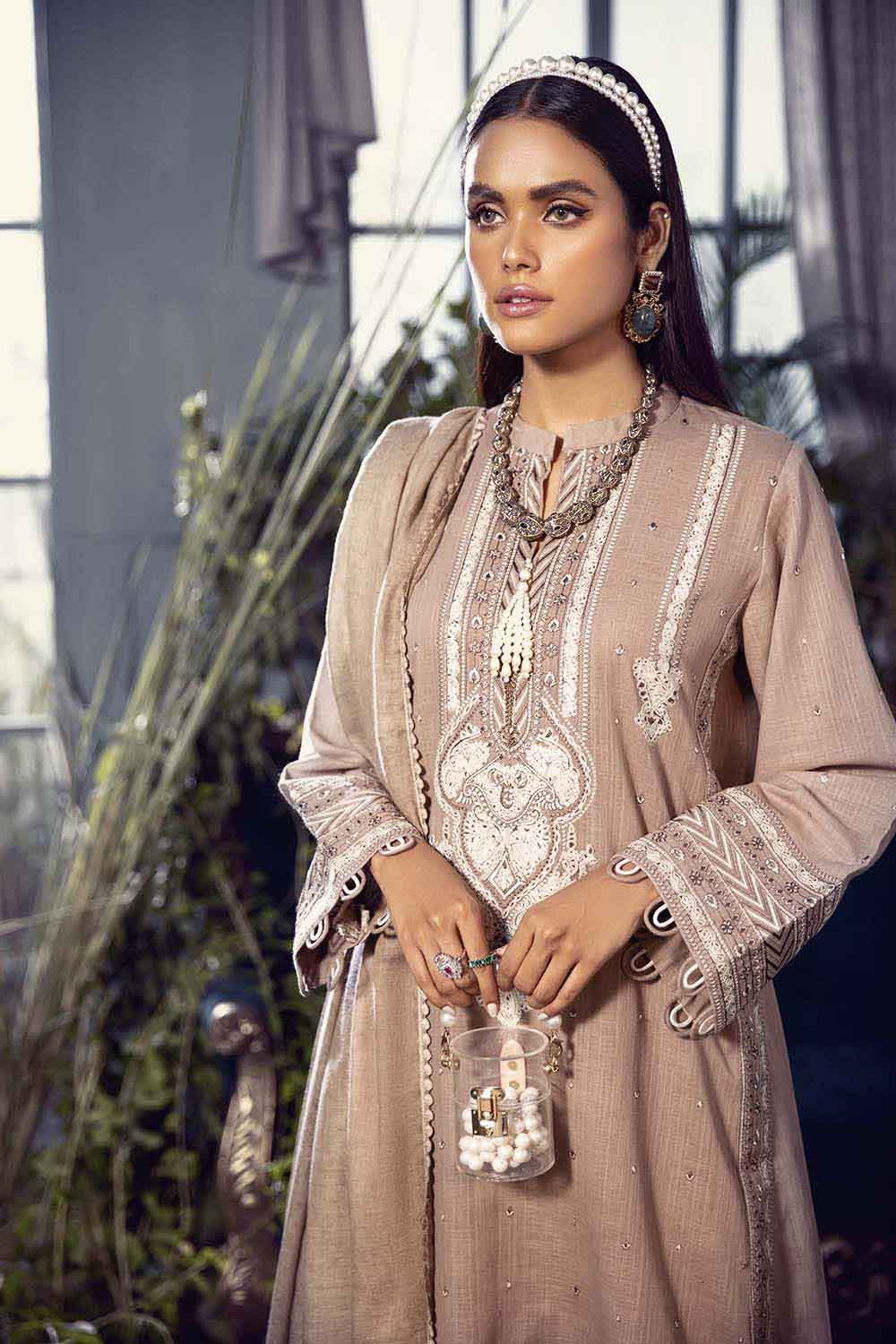 Gul Ahmed Winter Collection`22 AP#12026