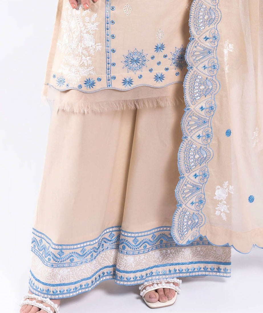 Gul Ahmed Summer Lawn'25 DN#42041-A