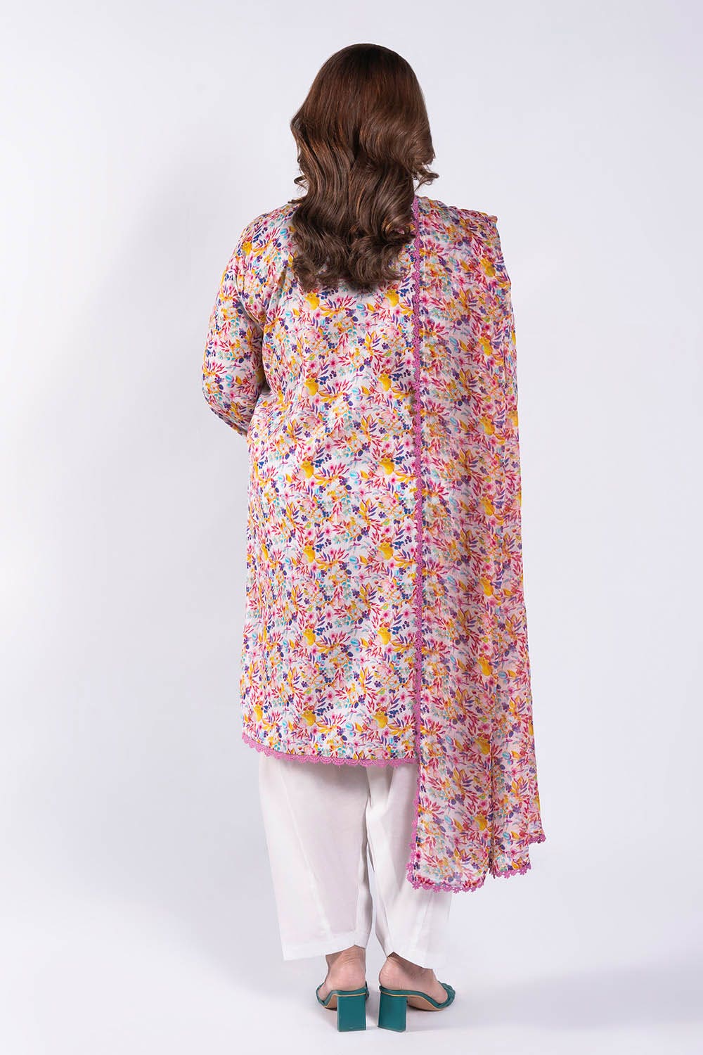 Gul Ahmed Summer Lawn'25 BM#52030