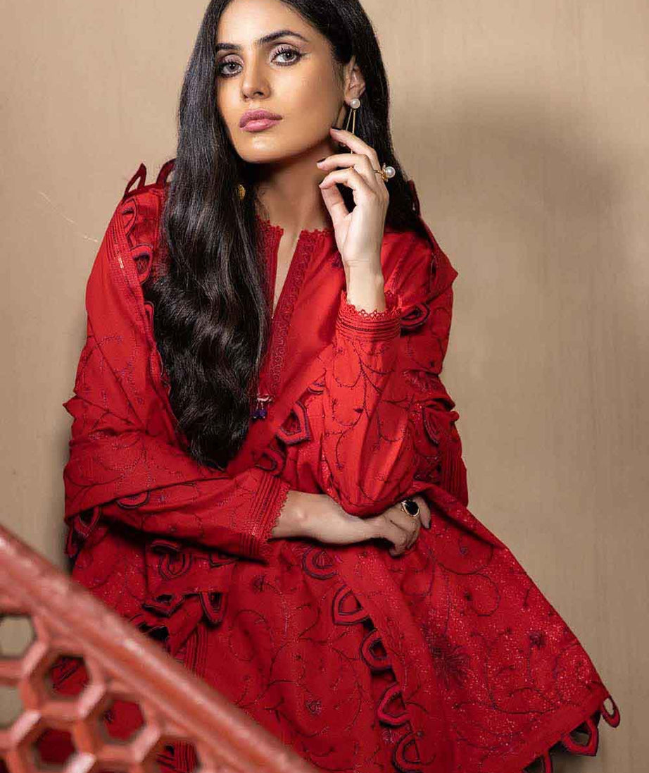 Gul Ahmed Winter Collection`22 AY#12005