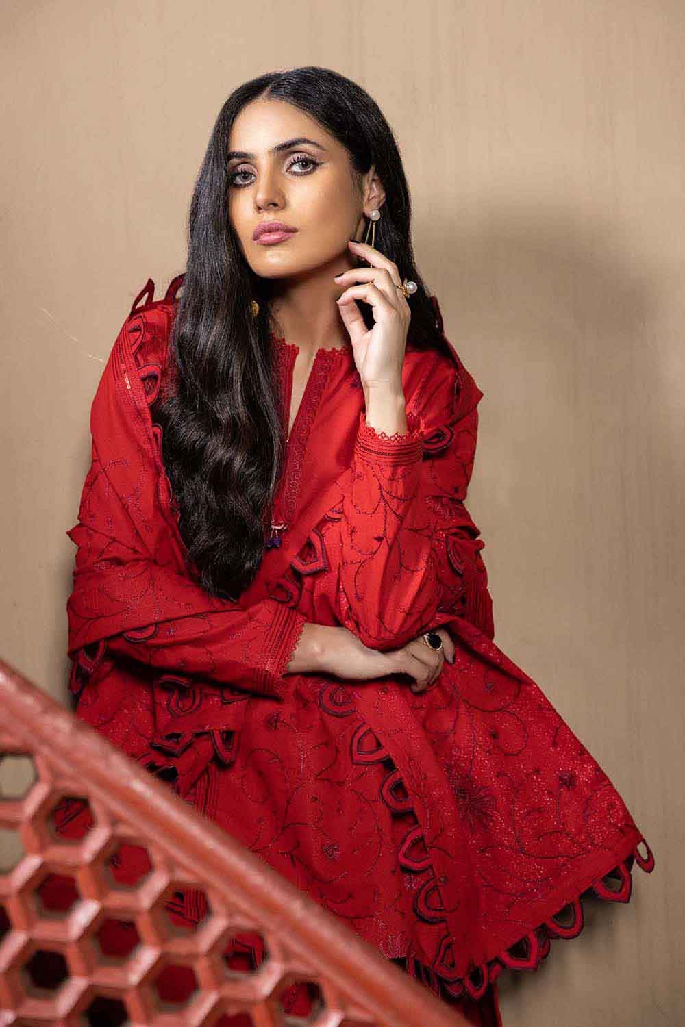 Gul Ahmed Winter Collection`22 AY#12005