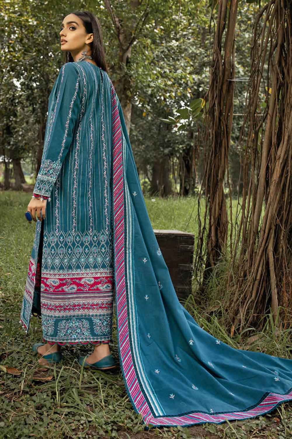 Gul Ahmed Winter Collection`22 K#22055