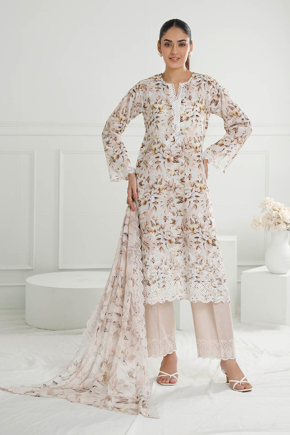 Gul Ahmed Summer Lawn'25 PR#52001-A