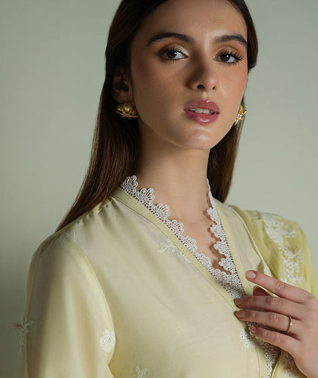 Cross Stitch Emb Lawn`25 D#04