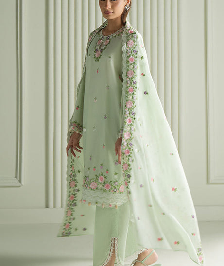 Cross Stitch Emb Lawn`25 D#08