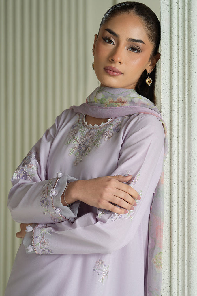 Cross Stitch Emb Lawn`25 D#07