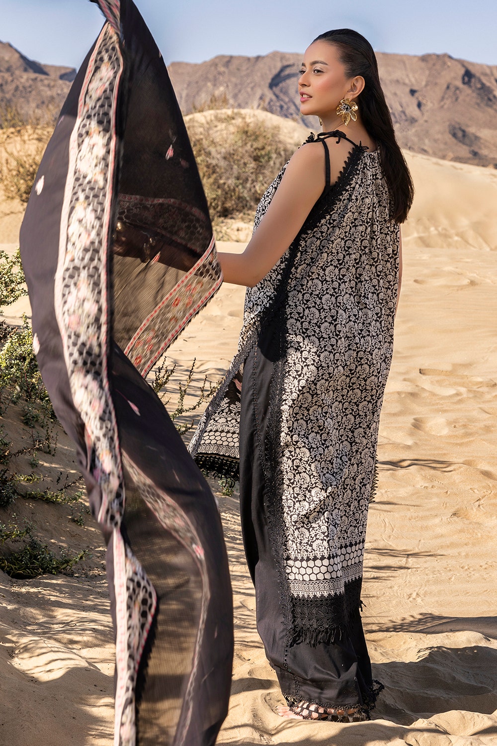 Gul Ahmed Summer Lawn'25 DN#52012-A