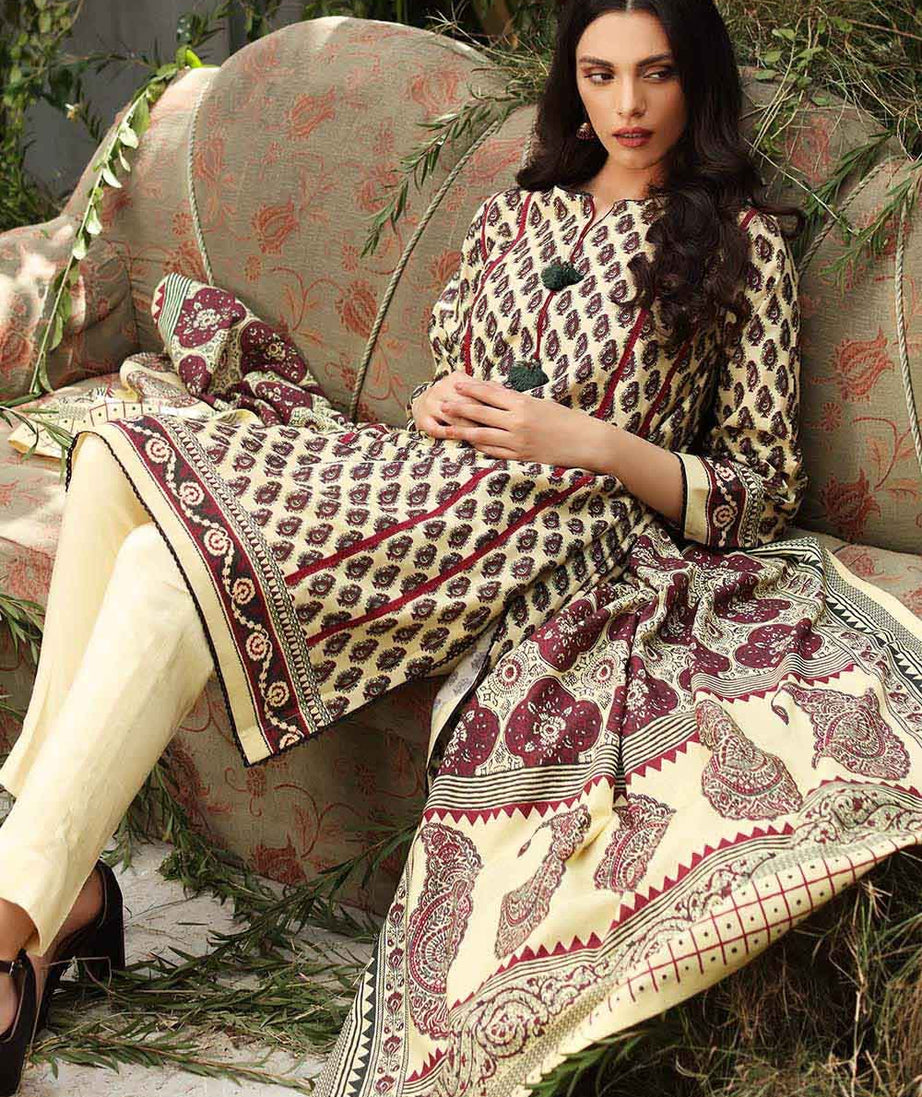 Gul Ahmed Winter Collection`22 AY#12027-A