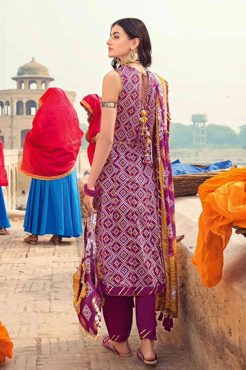 Gul Ahmed Lawn`23 CL#32095 A