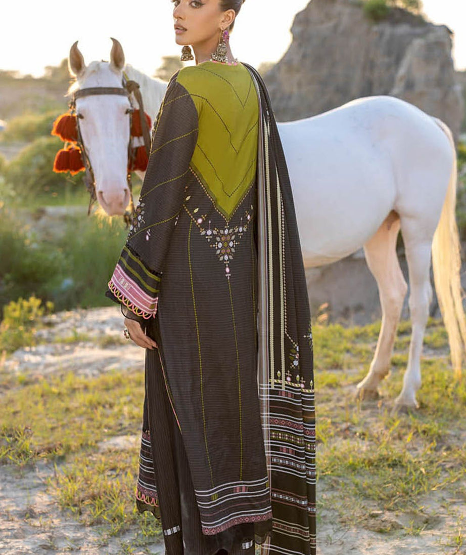 Gul Ahmed Winter Collection`22 LT#22003-A