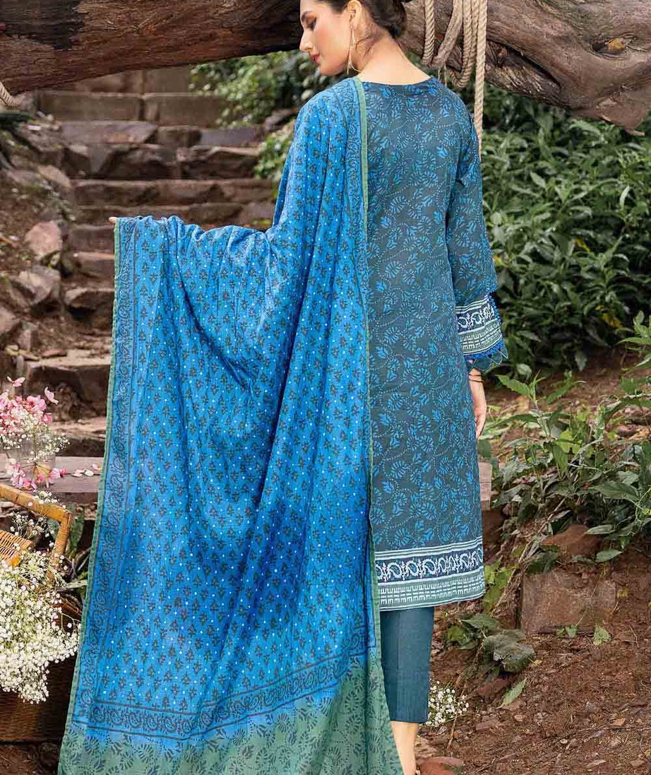 Gul Ahmed Winter Collection`22 K#22048-A