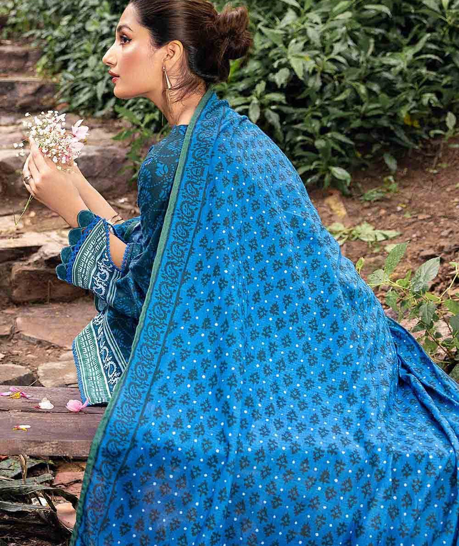 Gul Ahmed Winter Collection`22 K#22048-A