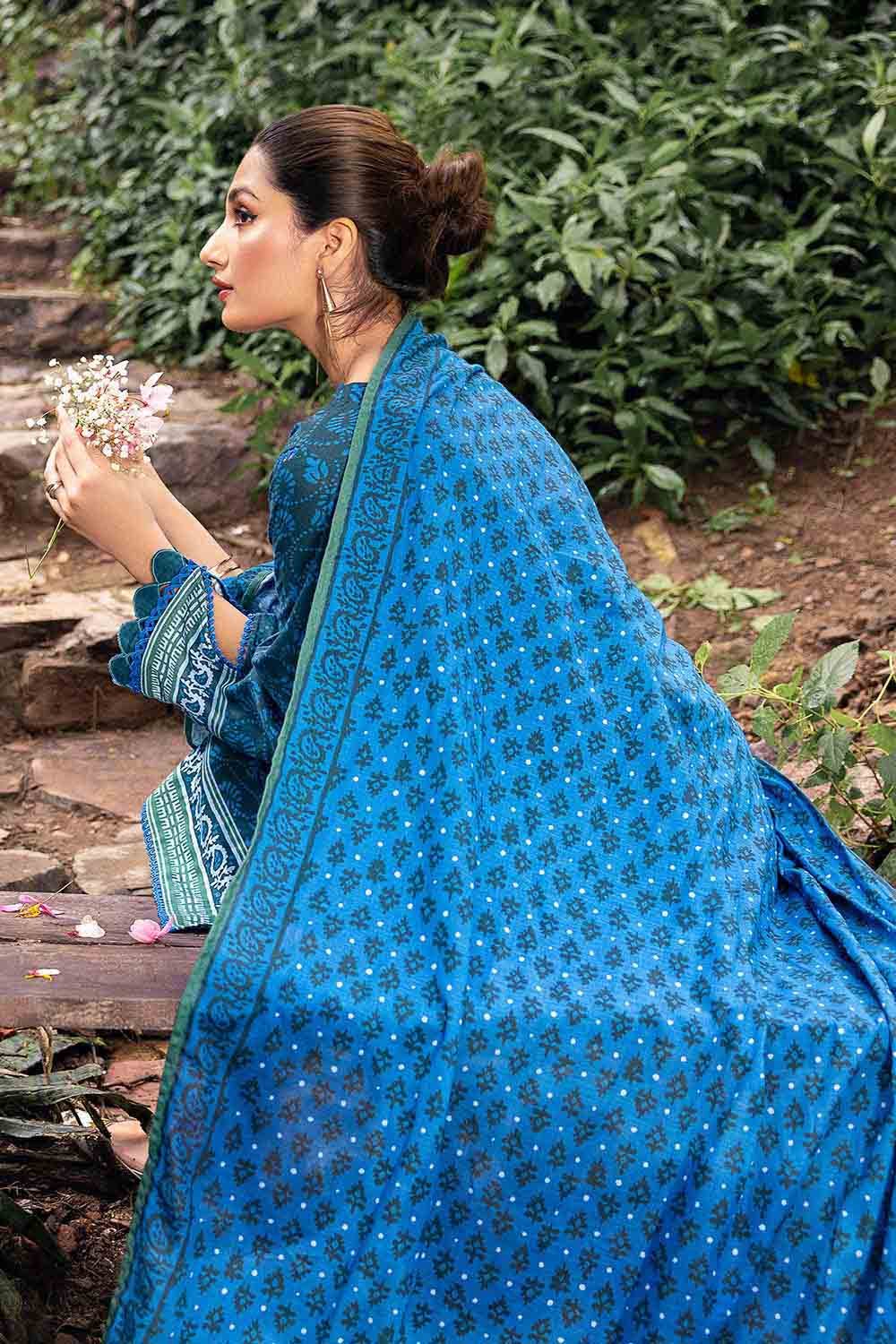 Gul Ahmed Winter Collection`22 K#22048-A