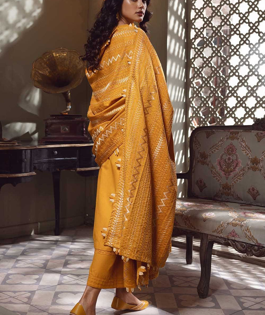 Gul Ahmed Winter Collection`22 AY#22008