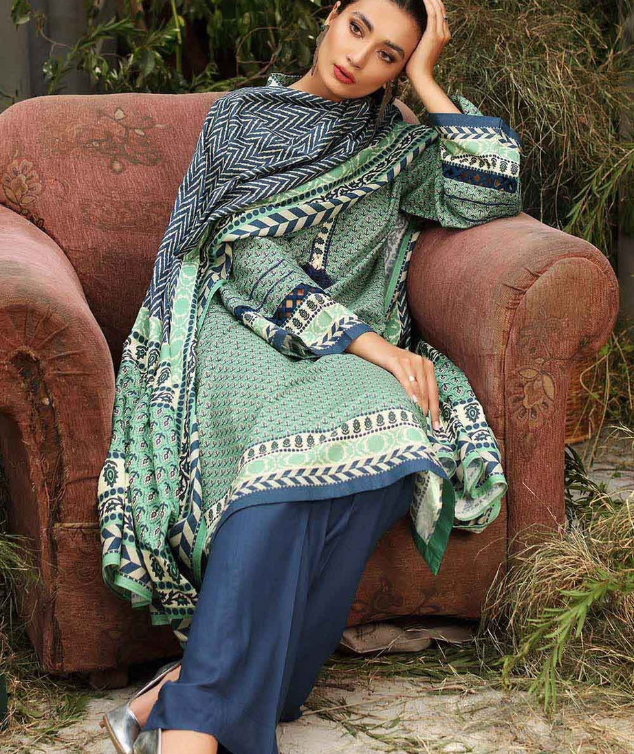 Gul Ahmed Winter Collection`22 AY#12036-B