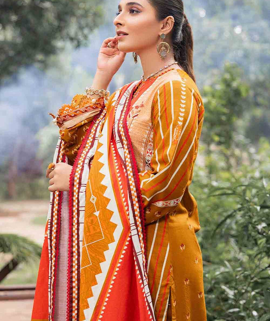 Gul Ahmed Winter Collection`22 K#22040-A