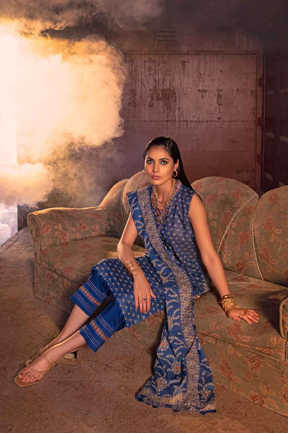 Gul Ahmed Winter Collection`21 AY # 12021 B