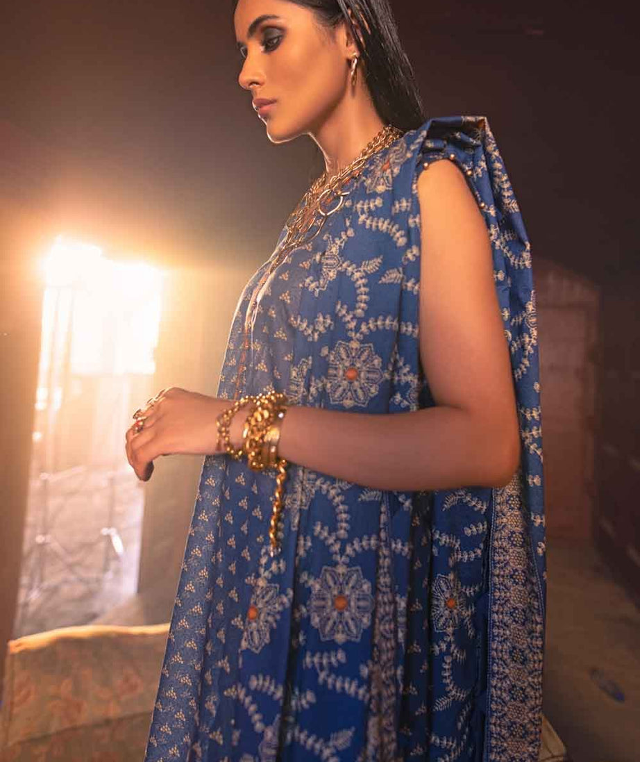 Gul Ahmed Winter Collection`21 AY # 12021 B