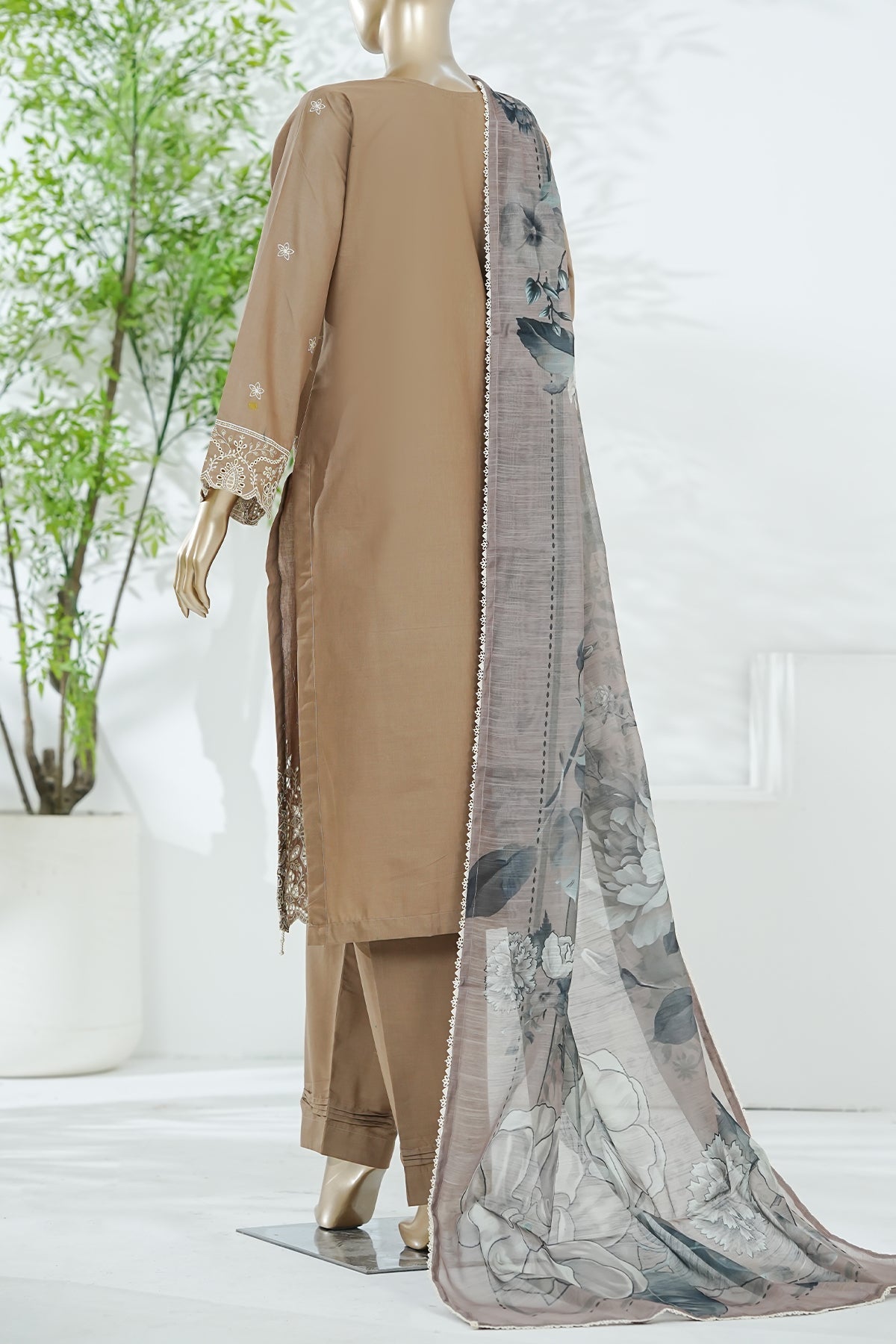 Aifa Eidmilan Emb Lawn'26 EM#26303
