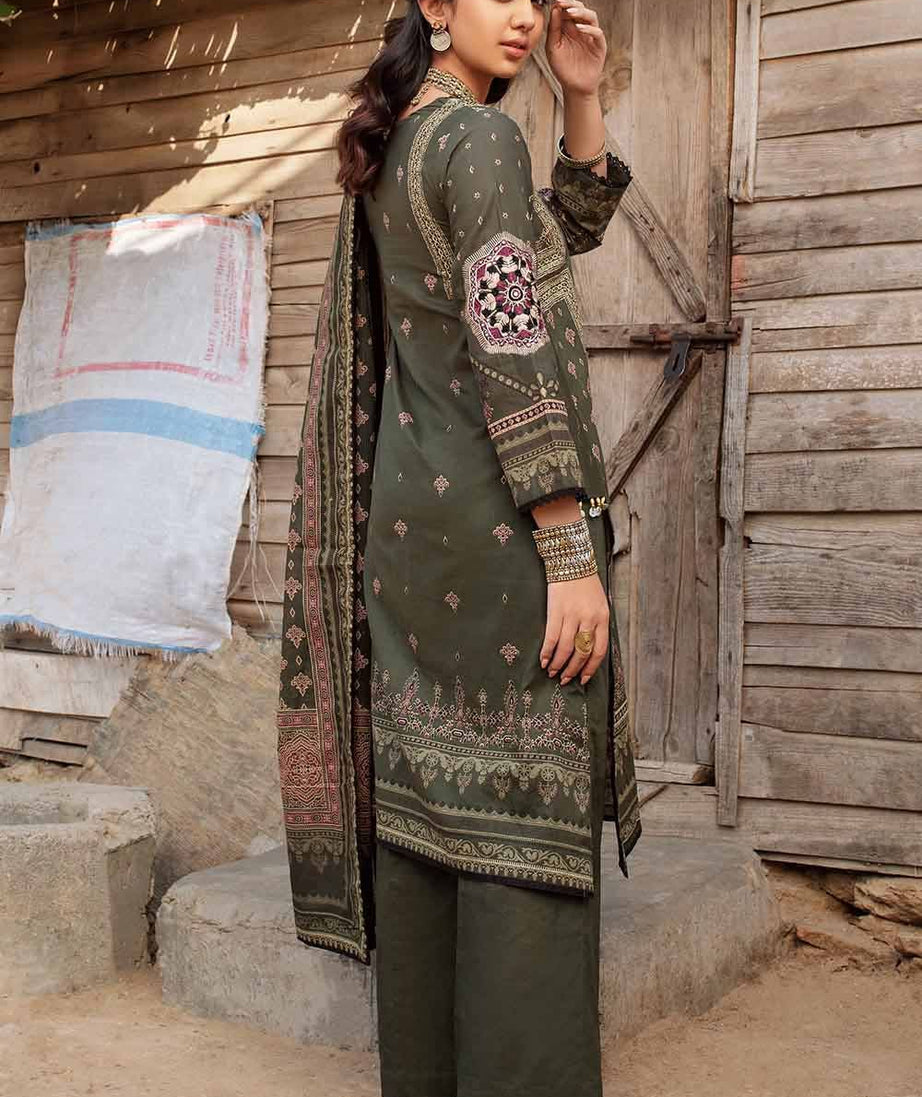 Gul Ahmed Lawn`23 DN#32072 A