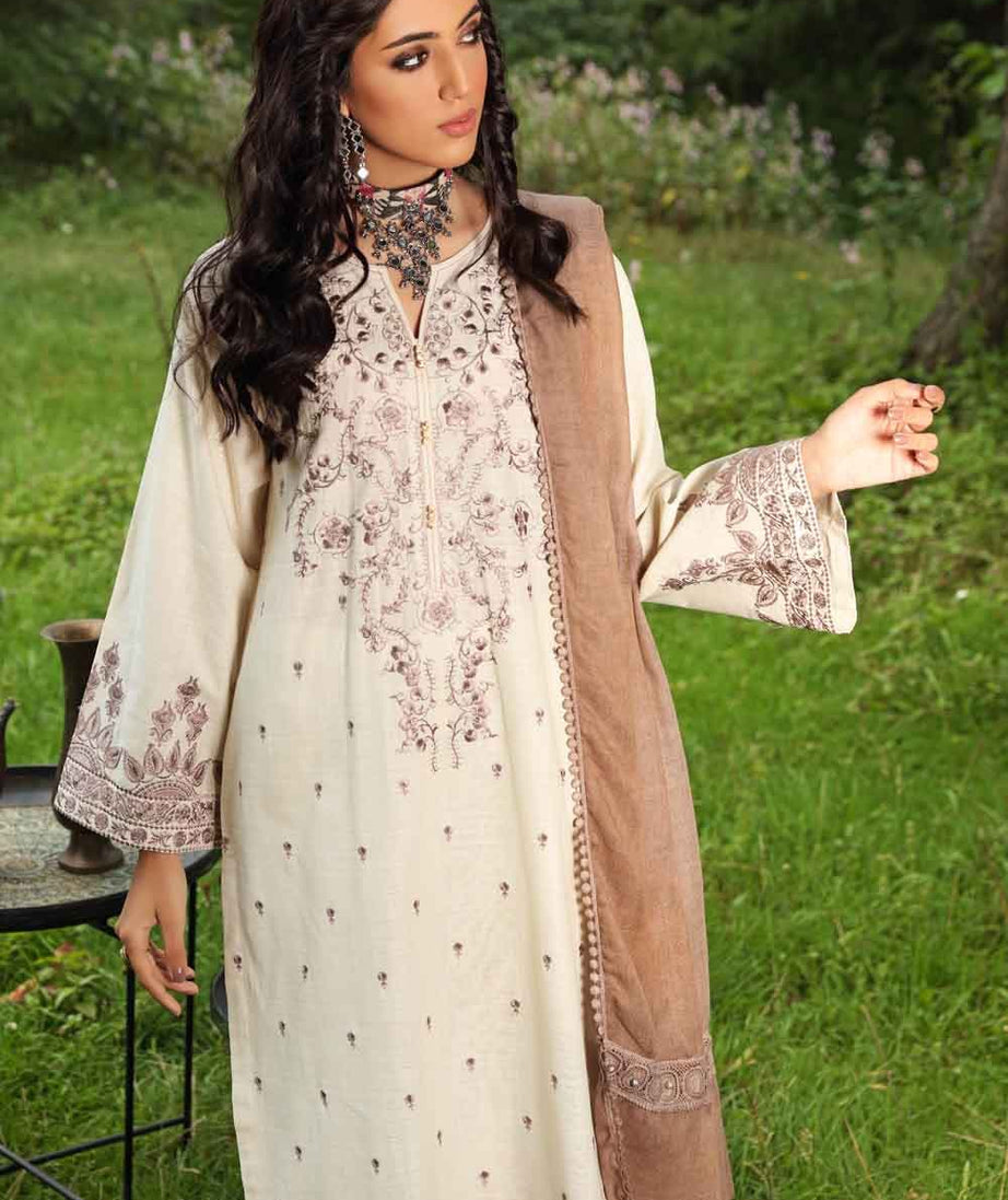 Gul Ahmed Winter Collection`21 AP # 12025