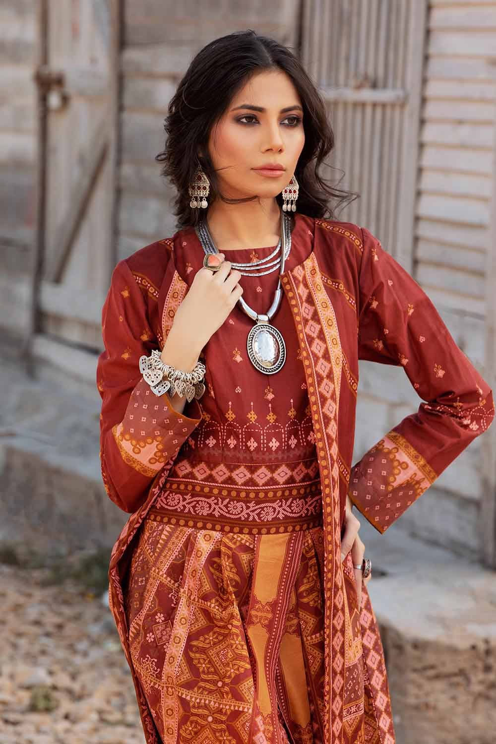 Gul Ahmed Lawn`23 DN#32071 B