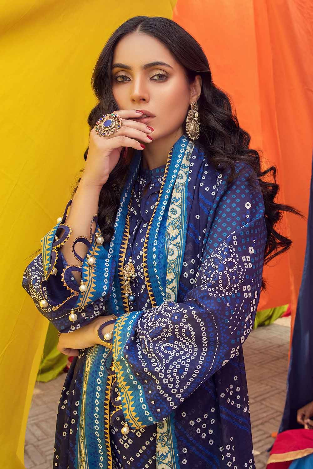 Gul Ahmed Lawn`23 CL#32104 A