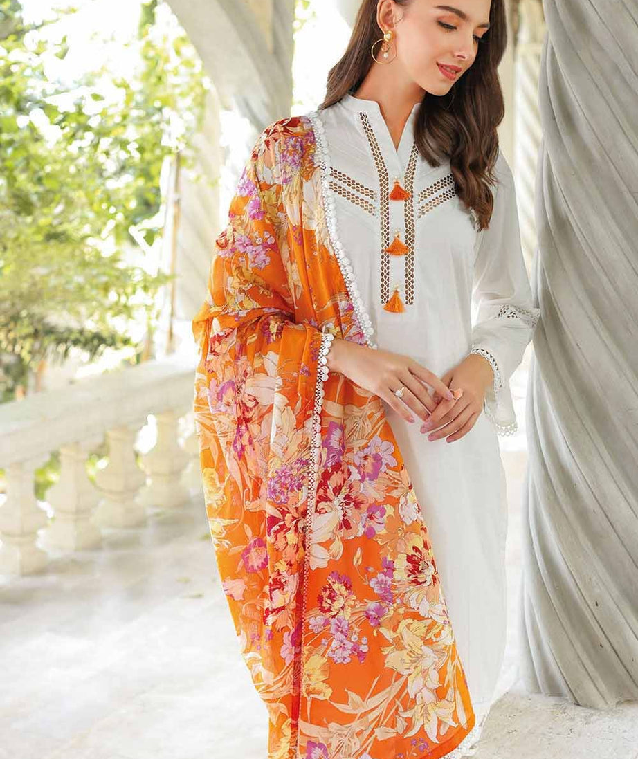 Gul Ahmed Lawn`23 DN#32057 A