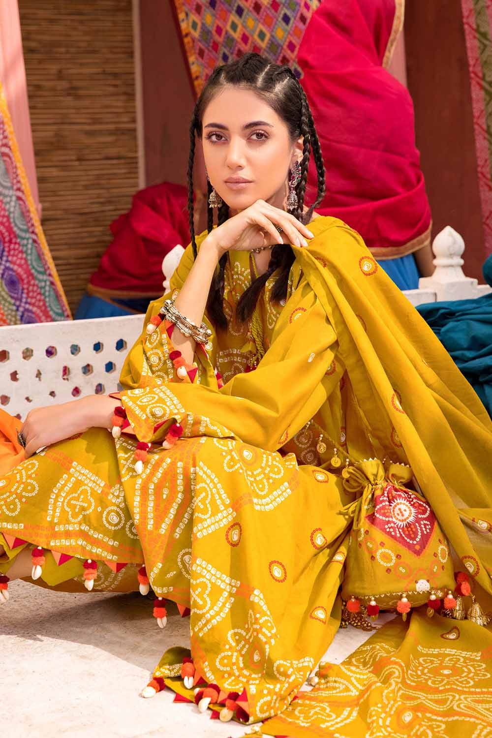 Gul Ahmed Lawn`23 CL#32101 A