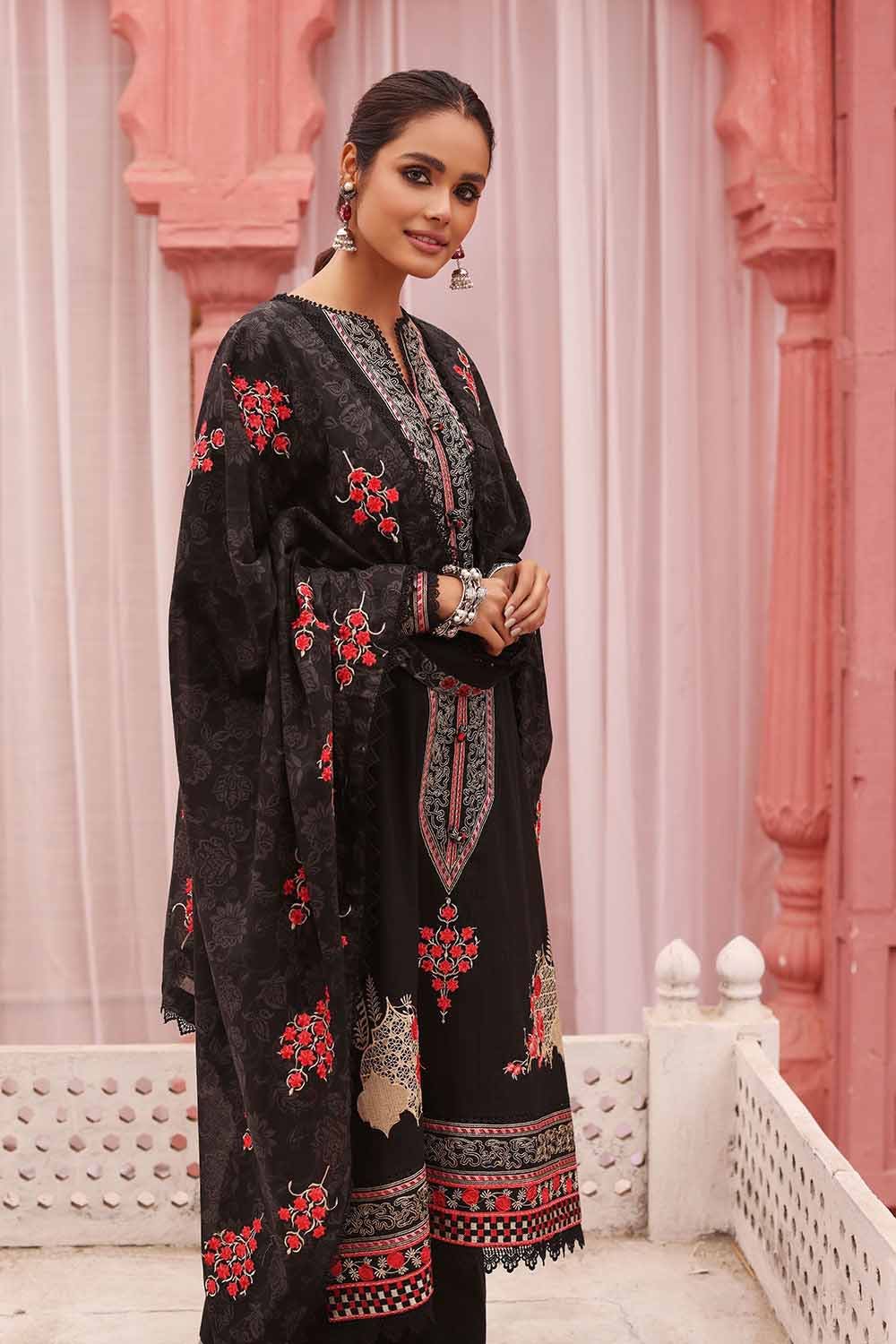 Gul Ahmed Lawn`23 DB#32002 A
