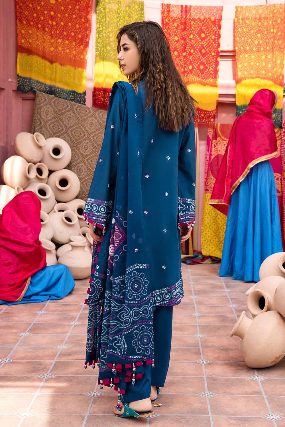 Gul Ahmed Lawn`23 CL#32101 B