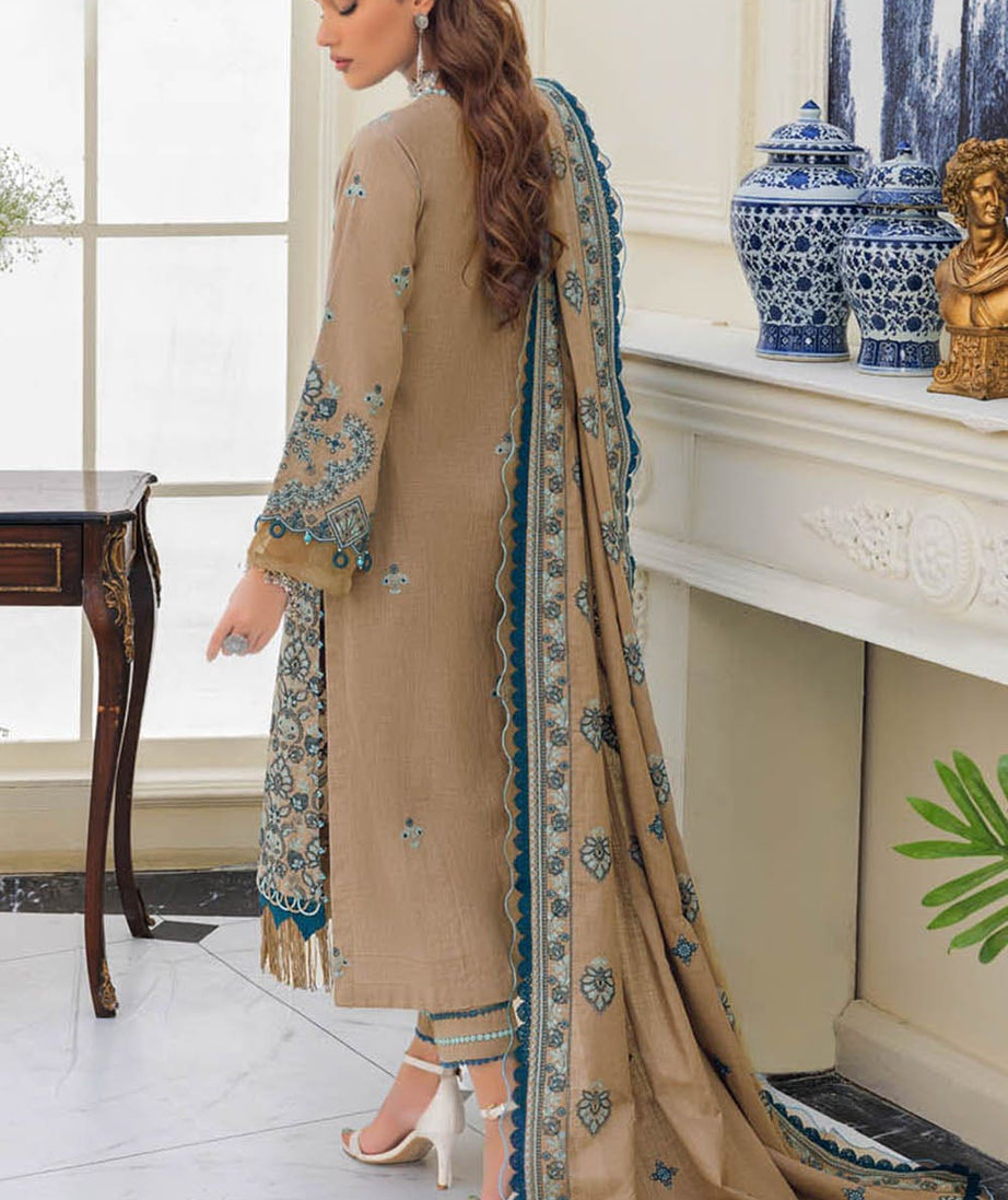 Gul Ahmed Winter Collection`22 AY#22013