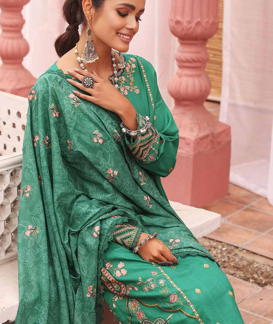 Gul Ahmed Lawn`23 DB#32004 A