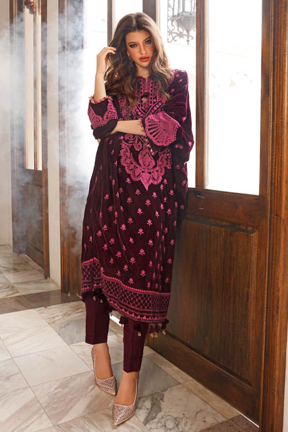 Gul Ahmed Winter Collection`22 WV#22005