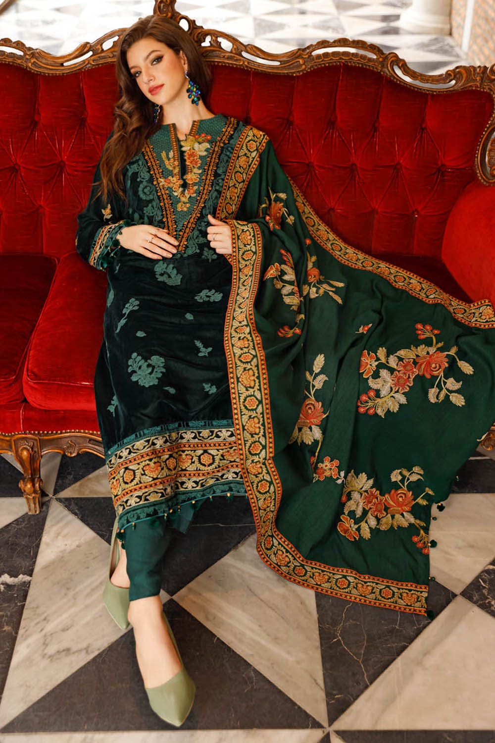 Gul Ahmed Winter Collection`22 WV#22004