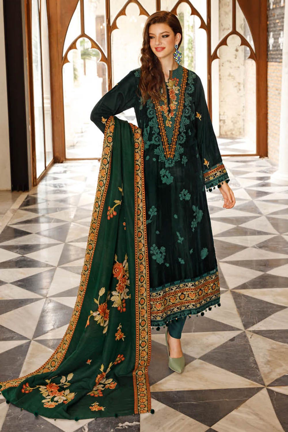 Gul Ahmed Winter Collection`22 WV#22004